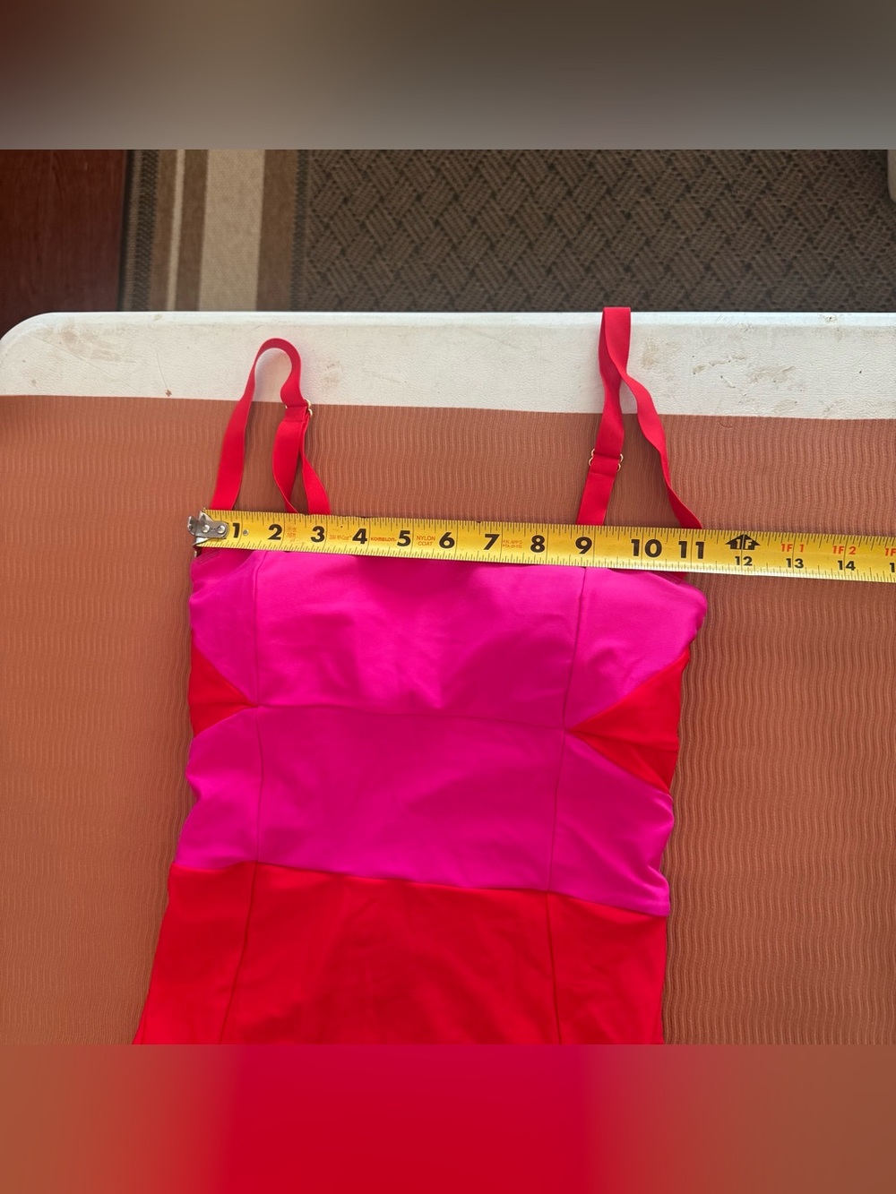 Summersalt Womens The
Sunbather Pink & Red Colorblock
One-Piece Swimsuit - Sz 2 - Picture 8 of 11